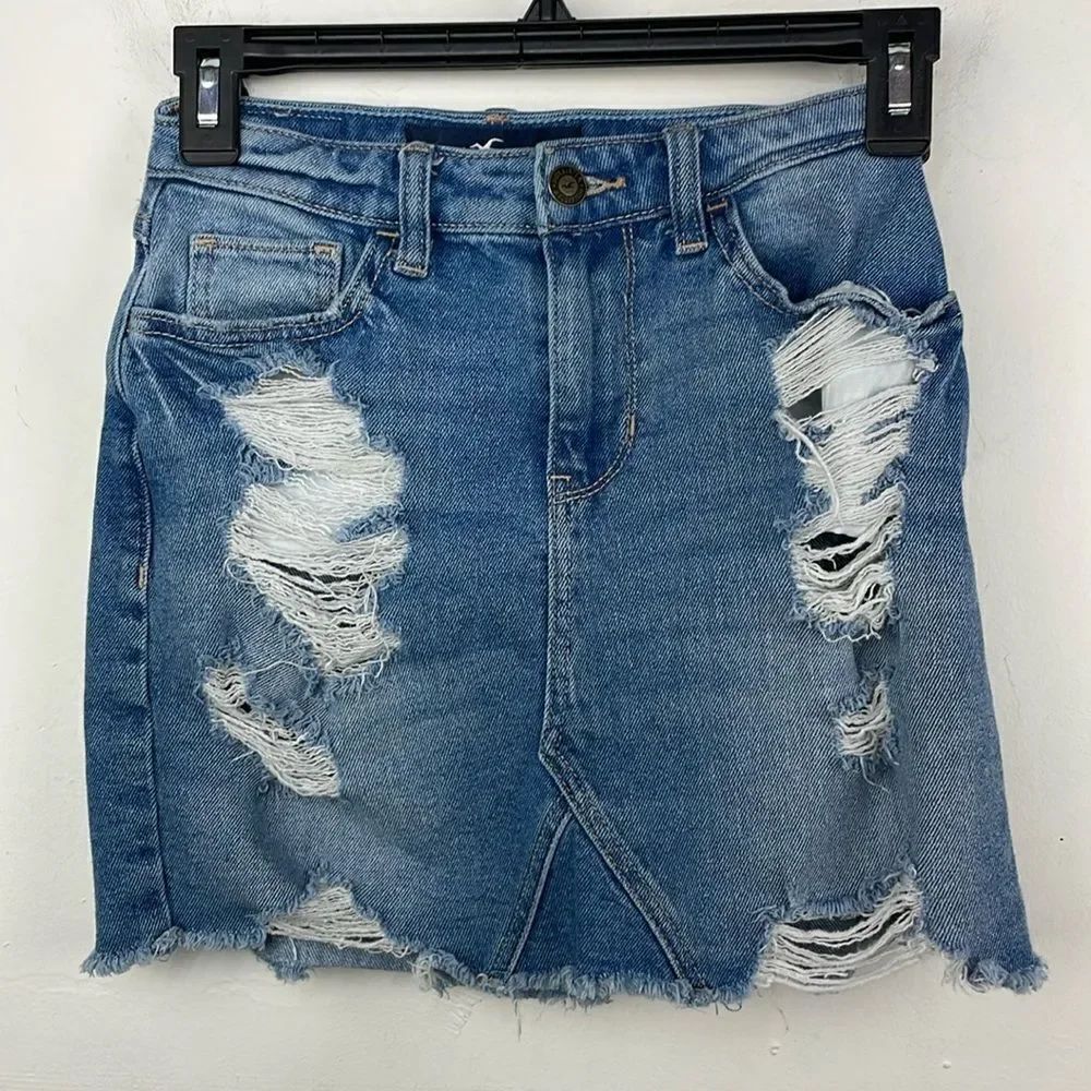 Y2K Hollister Denim Distressed Mini Skirt Jean size 00
